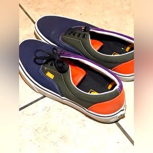 Mens shoes can sneakers like new